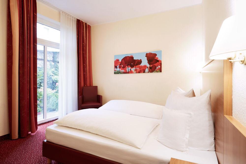 Doria Hotel Dusseldorf Luaran gambar