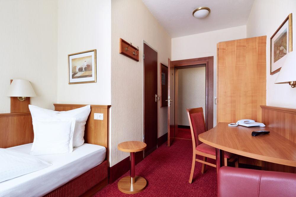 Doria Hotel Dusseldorf Luaran gambar