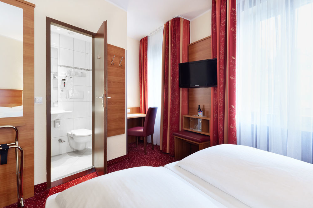 Doria Hotel Dusseldorf Luaran gambar